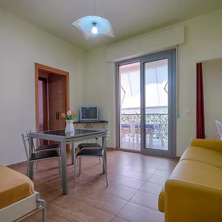 Palazzo Gasparroni 3* Tortoreto