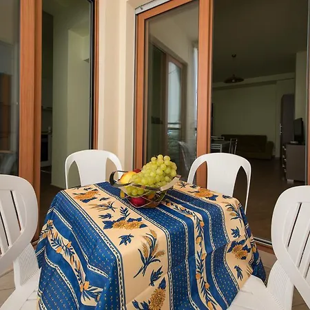 Palazzo Gasparroni 3* Tortoreto