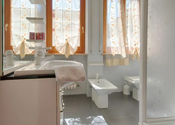 Palazzo Gasparroni 3*