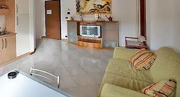 アパートホテル Palazzo Gasparroni