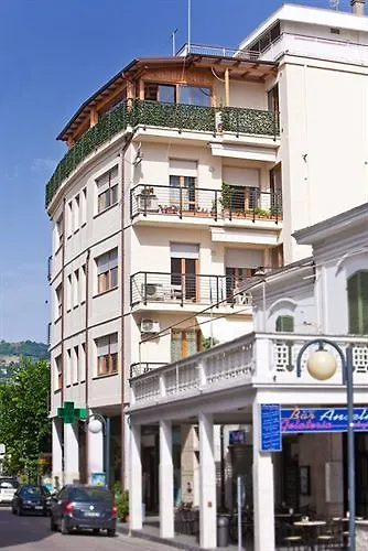 Palazzo Gasparroni 3* トルトレート